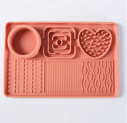 Slickmatta med sugproppar – för aktivering och lugn